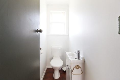 Photo of property in 6 Daphne Road, Papatoetoe, Auckland, 2025