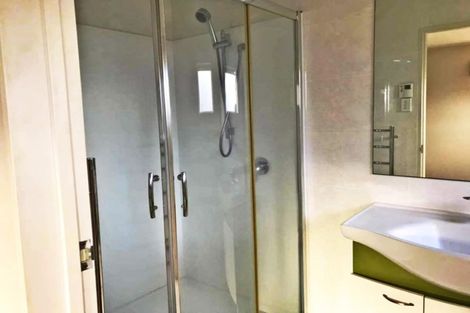 Photo of property in 58 Laurel Oak Drive, Schnapper Rock, Auckland, 0632