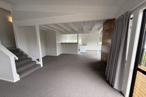 Photo of property in 5 Bush Point Road, Cable Bay, 0420