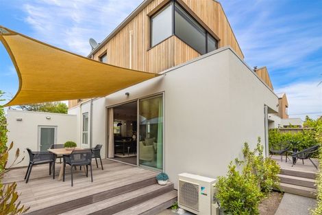 Photo of property in 474b Manchester Street, St Albans, Christchurch, 8014