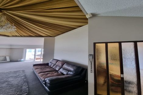 Photo of property in 9 Rangitane Street, Maupuia, Wellington, 6022