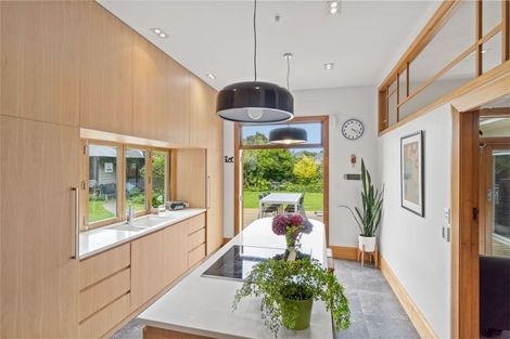 Photo of property in 53 Beckford Road, Saint Martins, Christchurch, 8022