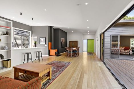 Photo of property in 11a Reading Street, Greytown, 5712