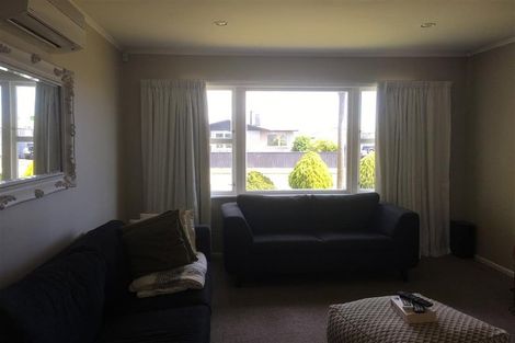 Photo of property in 13 Meadowvale Drive, Levin, 5510