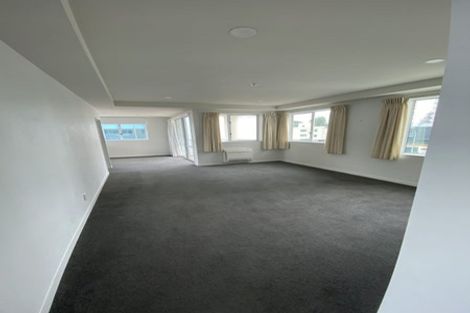 Photo of property in 12 Maunganui Road, Mount Maunganui, 3116