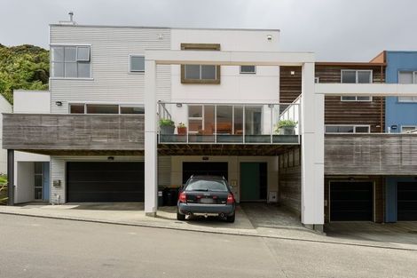 Photo of property in 46 Saddleback Grove, Karori, Wellington, 6012