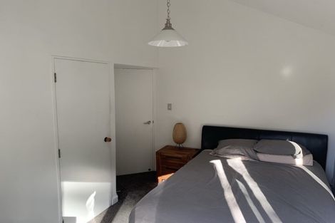 Photo of property in 51 Harbour View Road, Northland, Wellington, 6012