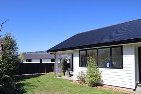 Photo of property in 26a&b Ethereal Crescent, Mount Pisa, Cromwell, 9383