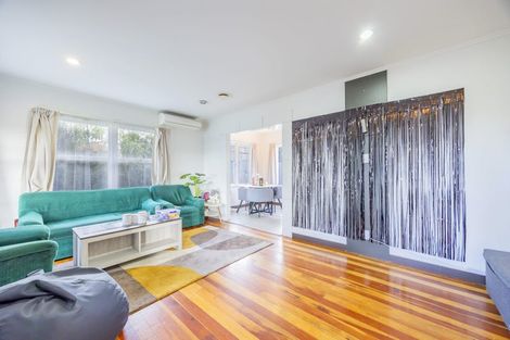 Photo of property in 21 Tilden Avenue, Hillcrest, Auckland, 0627
