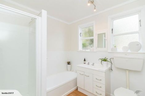 Photo of property in 32 Petherick Street, Taita, Lower Hutt, 5011