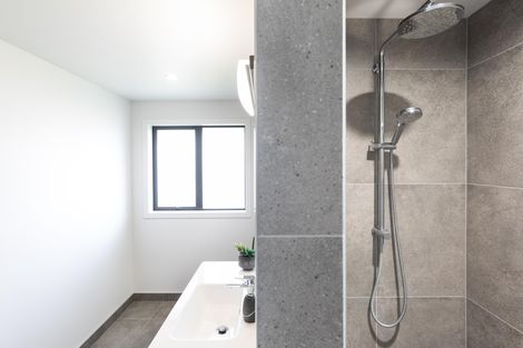 Photo of property in 37 Mike Smith Drive, Cambridge, 3434