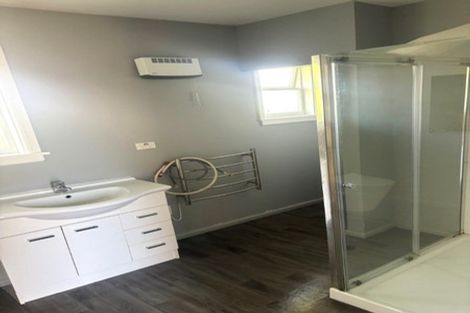Photo of property in 156 Ilam Road, Ilam, Christchurch, 8041