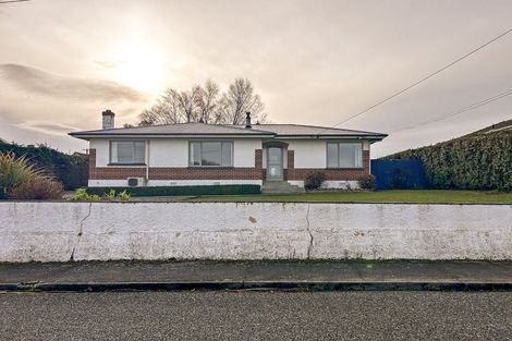 Photo of property in 3 Park Street, Gore, 9710