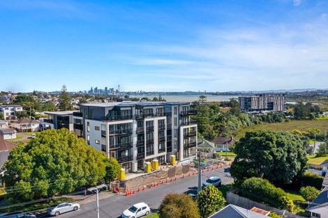 Photo of property in 1/32 Tennyson Avenue, Takapuna, Auckland, 0622