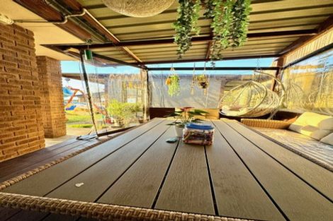 Photo of property in 17a Keri Vista Rise, Papakura, 2110