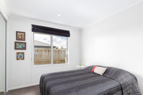 Photo of property in 32 Lansdowne Way, Rolleston, 7615