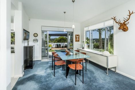 Photo of property in 13 Kittiwake Drive, Schnapper Rock, Auckland, 0632