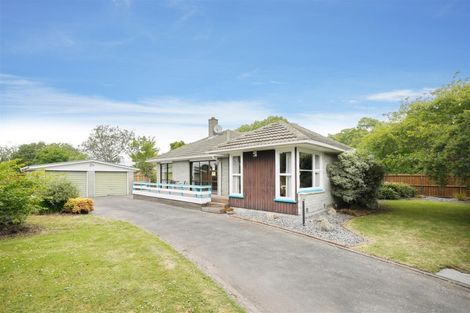 Photo of property in 17 Masham Road, Broomfield, Christchurch, 8042