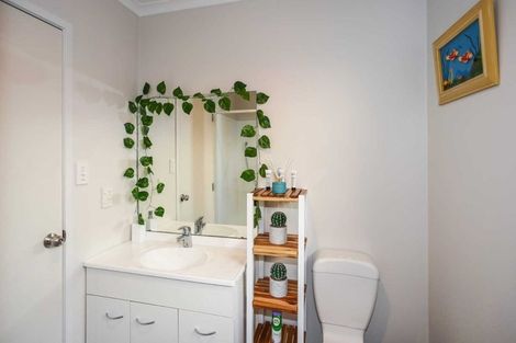 Photo of property in 4/271 Queen Street, Pukekohe, 2120
