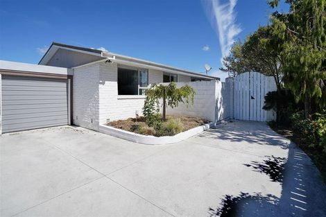 Photo of property in 2/275 Hendersons Road, Hoon Hay, Christchurch, 8025