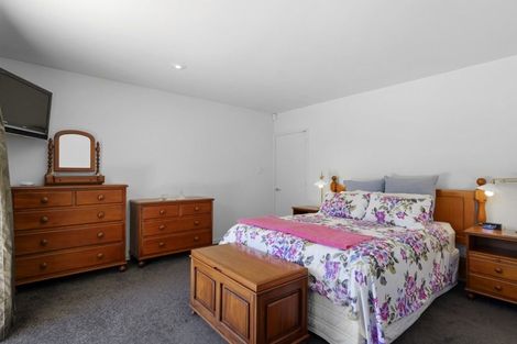 Photo of property in 42 Merrin Street, Avonhead, Christchurch, 8042