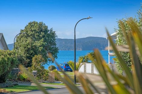 Photo of property in 17 Trevally Place, Snells Beach, 0920