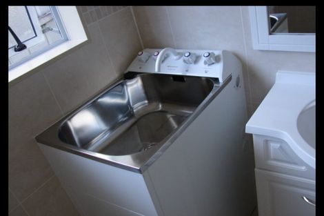 Photo of property in 3a Gretel Place, Hillcrest, Auckland, 0627