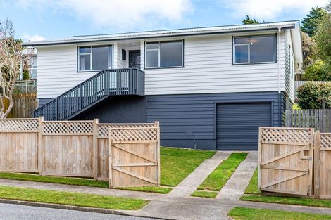 Photo of property in 3 Stipulate Place, Ascot Park, Porirua, 5024