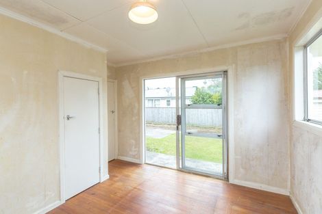 Photo of property in 14 Udy Street, Greytown, 5712