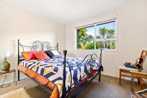 Photo of property in 23 Lemnos Place, Titirangi, Auckland, 0604