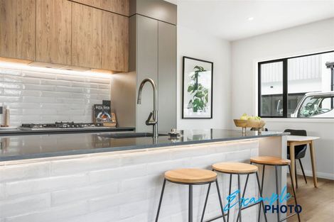 Photo of property in 64u4 Banbury Crescent, Fairfield, Hamilton, 3214