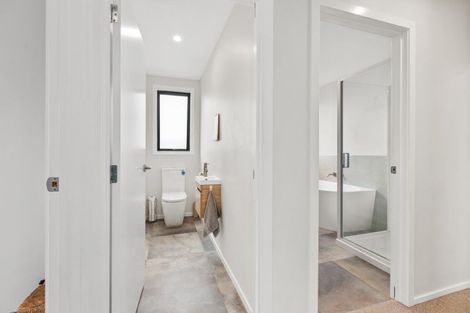 Photo of property in 34 Pourerere Road, Waipawa, 4271