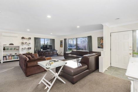 Photo of property in 21 Halyard Close, Flagstaff, Hamilton, 3210