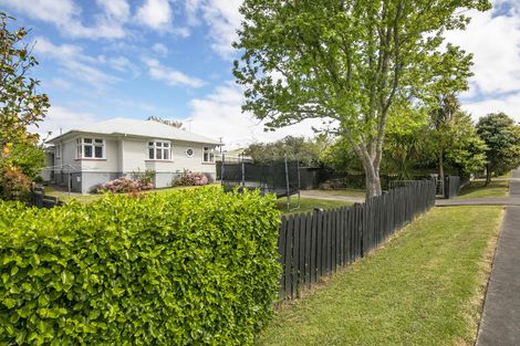 Photo of property in 54 Queen Street, Riverhead, 0820