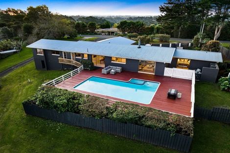 Photo of property in 39 Lonely Track Road, Fairview Heights, Auckland, 0632