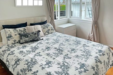 Photo of property in 1a Brennan Avenue, Te Atatu Peninsula, Auckland, 0610