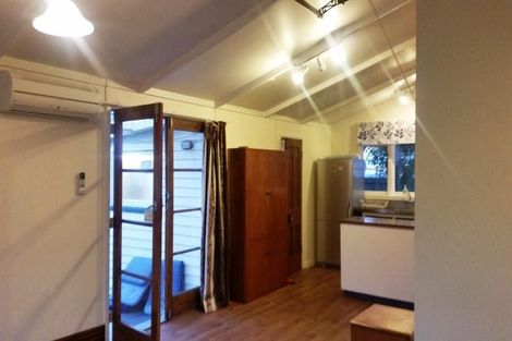 Photo of property in 90 Geraldine Street, Edgeware, Christchurch, 8013