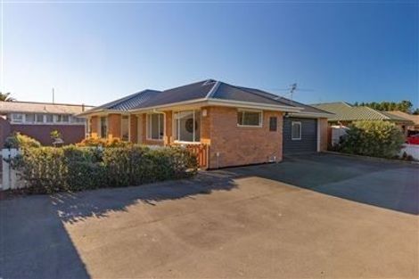 Photo of property in 2 Daniela Lane, Linwood, Christchurch, 8062