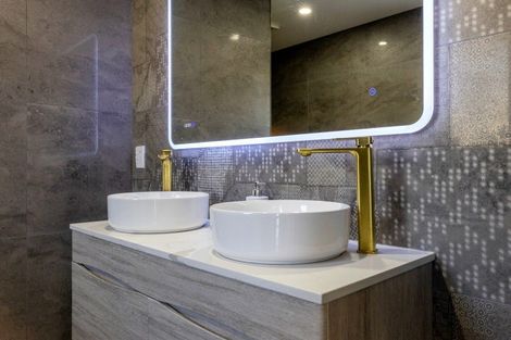 Photo of property in 5 Grandview Lane, Acacia Bay, 3385