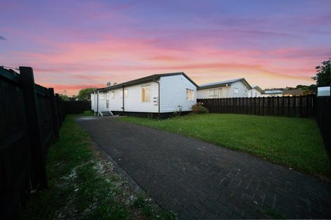 Photo of property in 38a Heathdale Crescent, Papakura, 2110