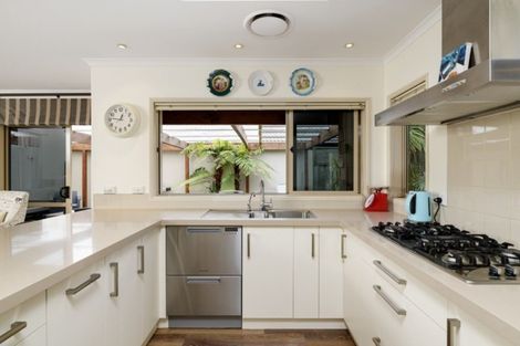 Photo of property in 27 Sovereign Drive, Papamoa Beach, Papamoa, 3118