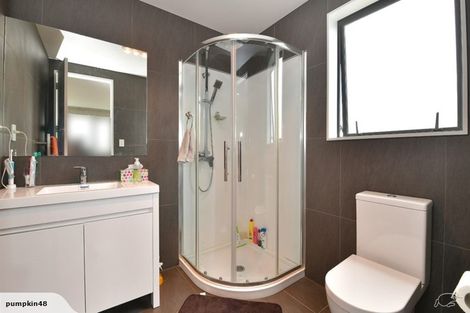 Photo of property in 18 Kaipuke Crescent, Gulf Harbour, Whangaparaoa, 0930