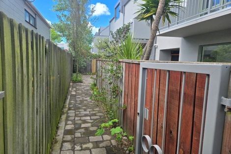 Photo of property in Hagley Mews, 2/454 Hagley Avenue, Christchurch Central, Christchurch, 8011