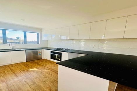 Photo of property in 69 Arimu Road, Papakura, 2110