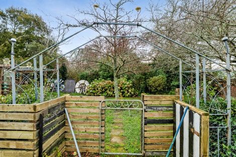 Photo of property in 48 Regan Street, Stratford, 4332