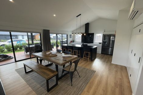 Photo of property in 19 Ruru Street, Cambridge, 3434