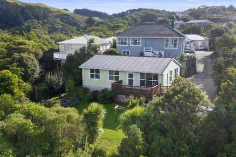 Photo of property in 12a Whenua View, Titahi Bay, Porirua, 5022