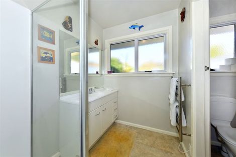 Photo of property in 1/9 Lombard Place, Avonhead, Christchurch, 8042