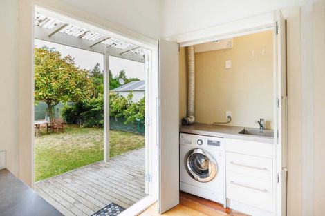 Photo of property in 30 Rongopai Street, Palmerston North, 4414
