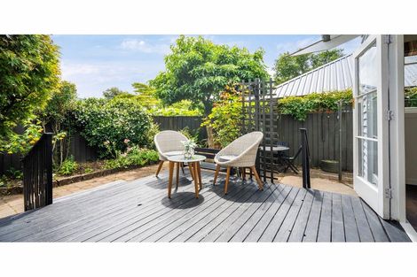Photo of property in 12 Fairview Street, Somerfield, Christchurch, 8024